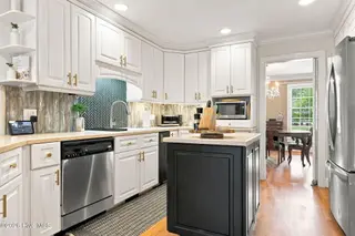 300 Wesley Road, Greenville, NC 27858 – photo 14: 38-web-or-mls-IMG_0053