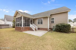 304 Fishing Creek Drive, New Bern, NC 28562 – photo 9: 3-web-or-mls-0C0A5658