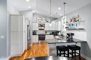127 NE 34th Street, Oak Island, NC 28465 — 3-bedroom home in Tranquil Harbor, Oak Island, NC, photo 6 of 53: DSC08028