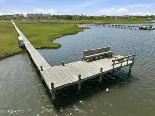 1207 S Topsail Drive, Surf City, NC 28445 – photo 5: 73-web-or-mls-22 (2)(1)