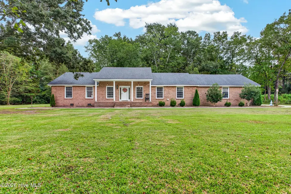 154 NW Bridge Road, Jacksonville, NC 28540 – photo 1 of 56: 1-1