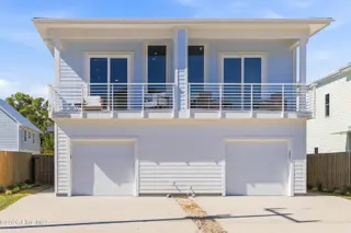 505 Greenville Avenue 2, Carolina Beach, NC 28428 – photo 1