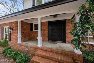 214 Shoreline Drive, New Bern, NC 28562 – photo 6: 3-web-or-mls-DSC_0918