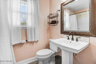 203 Banks Avenue, Goldsboro, NC 27534 — 3-bedroom home in Jefferson Park, Goldsboro, NC, photo 17 of 22: 20-203 Banks Ave-20