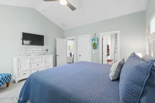 334 NE 54th Street, Oak Island, NC 28465 – photo 18: 20-web-or-mls-CAMMediaLLC.com (26 of 63)