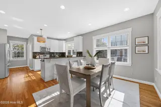 222 Windy Hills Drive, Wilmington, NC 28409 – photo 21: 23_dining area