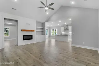 2059 Greenside Manor Drive SW, Ocean Isle Beach, NC 28469 – photo 12: 2059 Greenside Manor