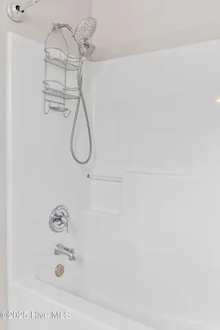 1115 Mackerel Lane 2, Carolina Beach, NC 28428 – photo 18: 019_1115_mackerel_lane-19_187