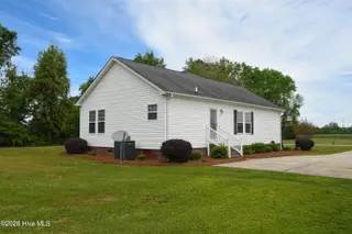 125 Trails End Lane, Whiteville, NC 28472 – photo 8: 008