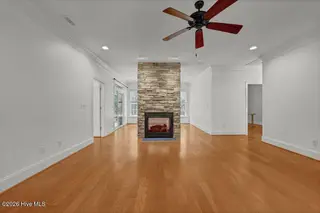 200 Shore Point Drive, Wilmington, NC 28411 — 4-bedroom home in Bayshore Crossing, Wilmington, NC, photo 14 of 71