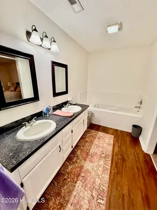 108 W Victoria Court F, Greenville, NC 27834 – photo 17: IMG_4666