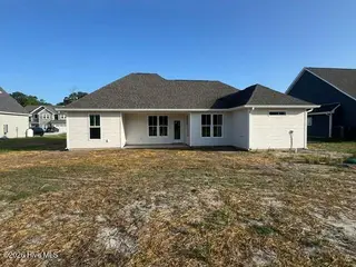 154 Cripple Creek Drive, Swansboro, NC 28584 – photo 2: Back