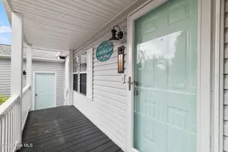 536 Capeside Drive, Wilmington, NC 28412 – photo 3: 6-web-or-mls-GI - 536 Capeside Dr - List