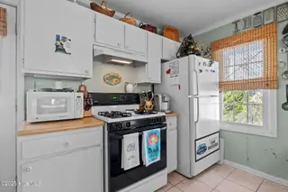 1112 Shepard Street, Morehead City, NC 28557 – photo 12: Kitchen