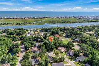 1816 Forest Oak Boulevard SW, Ocean Isle Beach, NC 28469 – photo 2: 1816 Forest Oak Blvd SW