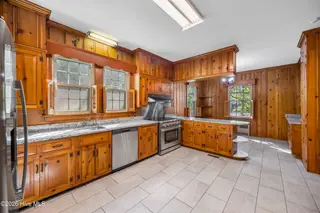 306 S Howard Circle, Tarboro, NC 27886 – photo 10: Kitchen