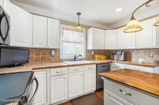 1103 S Topsail Drive, Surf City, NC 28445 – photo 21: mls-DSC09619