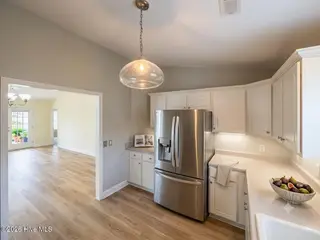 5195 Minnesota Drive SE, Southport, NC 28461 — 3-bedroom home in South Harbour Village, Southport, NC, photo 7 of 18
