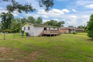 210 Glenburnie Drive, New Bern, NC 28560 – photo 5: 4-web-or-mls-DSC_4419