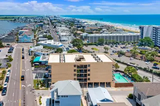 104 S Lumina Avenue Unit 103, Wrightsville Beach, NC 28480 — 1-bedroom condo in Summer Sands Condominiums, Wrightsville Beach, NC, photo 16 of 20