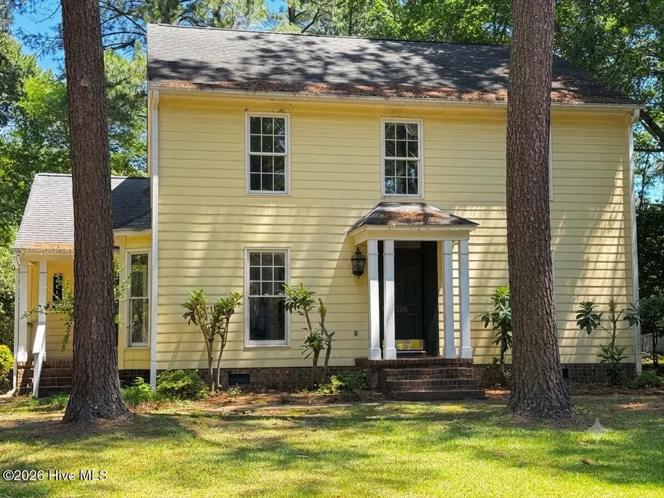 206 Woodhaven Road, Greenville, NC 27834 – photo 1 of 27: Main