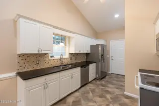 142 Overlook Drive, West End, NC 27376 – photo 8: kitchen2