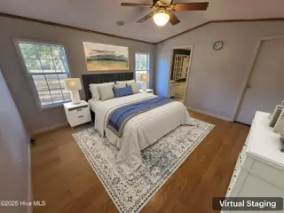 119 Edgewater Lane, Richlands, NC 28574 — 2-bedroom manufactured home in Chapel Ridge, Richlands, NC, photo 20 of 34: Master Bedroom