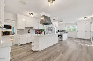 207 W 3rd Street, Princeton, NC 27569 – photo 14: 45-web-or-mls-DSC01877