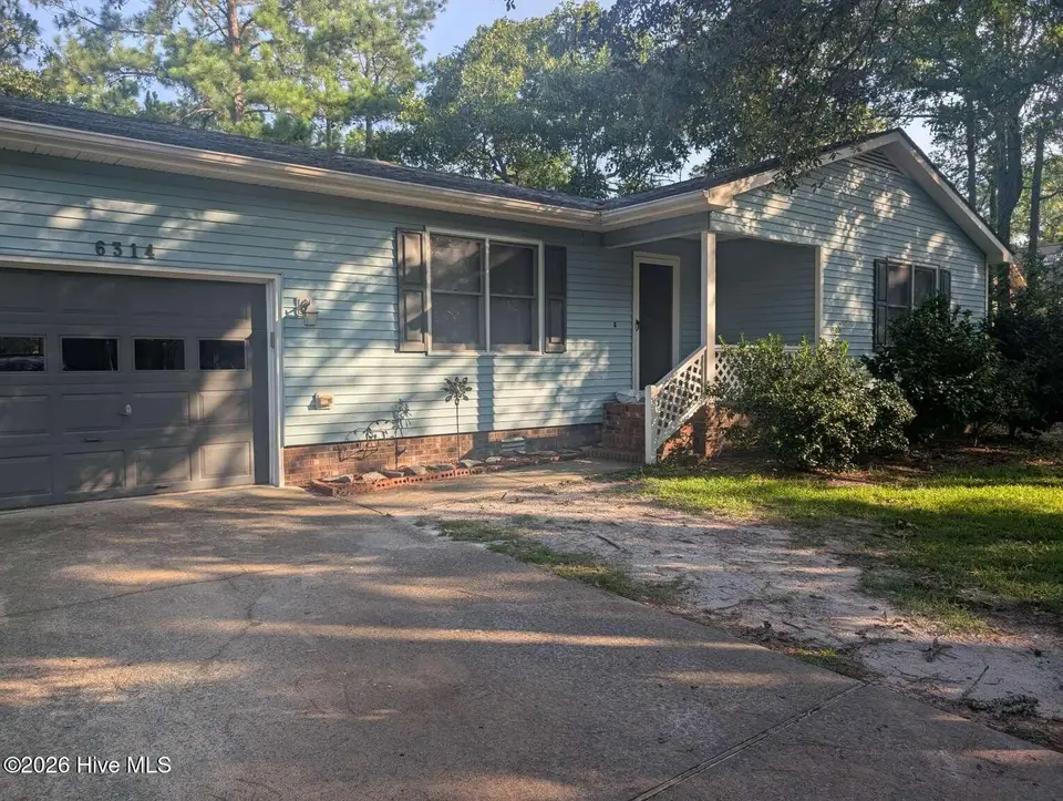 6314 Albatross Drive, New Bern, NC 28560 – photo 1 of 3: Taylor.1