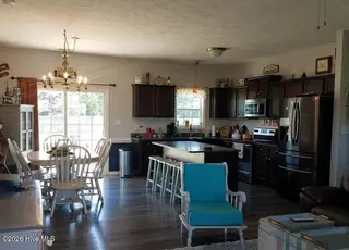 201 Classy Court, Richlands, NC 28574 – photo 4: Open