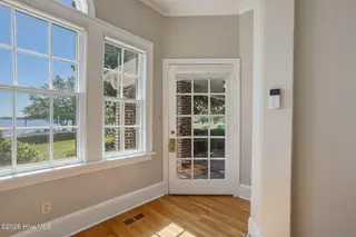 411 E Front Street, New Bern, NC 28560 – photo 11: 23-web-or-mls-DSC08586