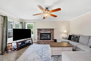 437 Foxhunt Lane, Havelock, NC 28532 – photo 11: 11-web-or-mls-0C0A5304_edit