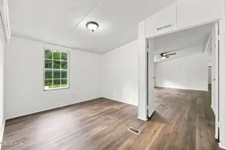 286 Mill Creek Road, Newport, NC 28570 – photo 21: Bonus room in primary bedroom
