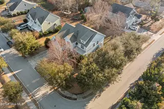 101 Superior Court, Hampstead, NC 28443 — 4-bedroom home in Saltwater Landing, Hampstead, NC, photo 5 of 40: 42-web-or-mls-13