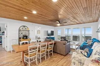149 Ocean Boulevard W, Holden Beach, NC 28462 – photo 8: 149 Ocean Blvd West