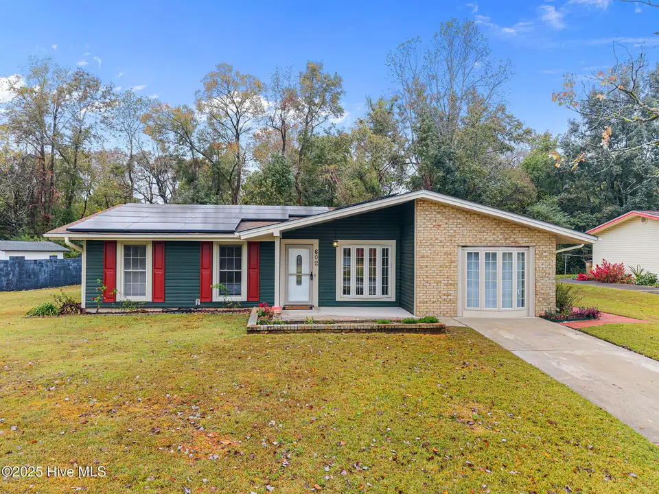 602 Shamrock Drive, Jacksonville, NC 28540 – photo 1 of 44: 1-web-or-mls-602 Shamrock Dr. 73
