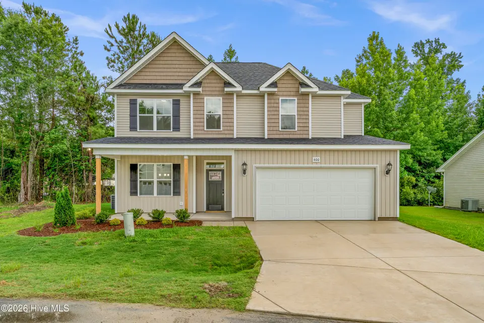 400 Stone Hawk Lane, New Bern, NC 28560 – photo 1 of 37: 1-DSC09610