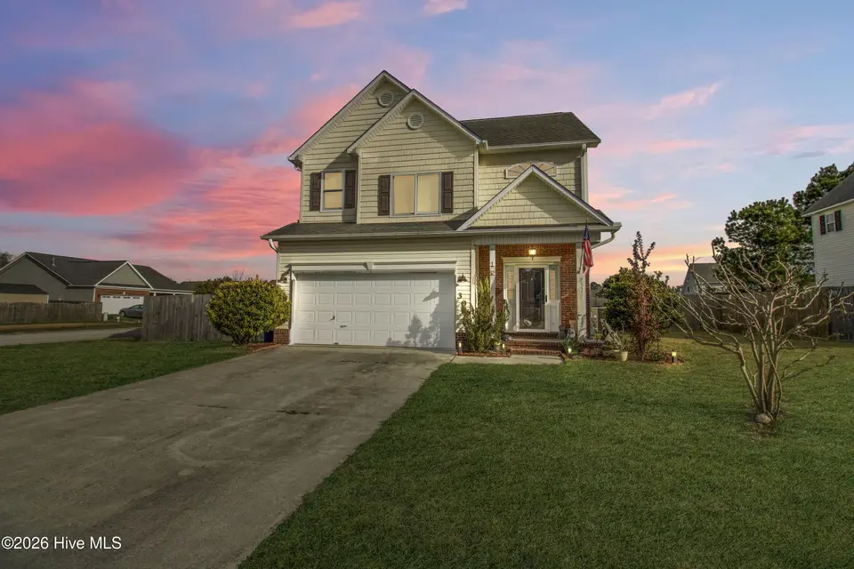 306 Brunswick Drive, Jacksonville, NC 28546 – photo 1 of 38: Exterior