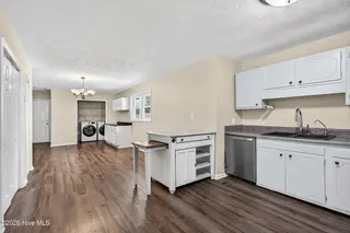8 Sheffield Road, Jacksonville, NC 28546 – photo 7: 06