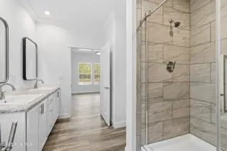 9163 Southern Boulevard SE, Winnabow, NC 28479 — 3-bedroom home, Winnabow, NC, photo 20 of 28: Master bathroom