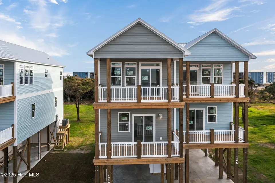 146 Sea Gull Lane 7a, North Topsail Beach, NC 28460 – photo 1 of 26: Front View