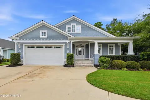 999 Softwind Way, Southport