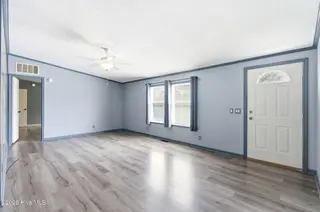 116 Aberdeen Lane, Jacksonville, NC 28540 – photo 10: Living Roon