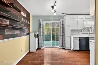 133 Sweetwater Drive, Jacksonville, NC 28540 – photo 7: 01-8