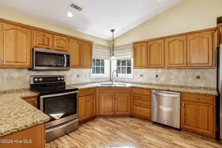 126 Tiffany Way, Beaufort, NC 28516 – photo 14: 16-web-or-mls-chadwick-visuals-126-tiffa