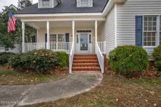 304 Woodfield Drive, Nashville, NC 27856 – photo 4: 007-304WoodfieldDrive-Nashville-NC-27856