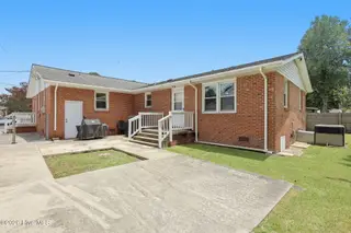 611 Decatur Road, Jacksonville, NC 28540 – photo 5