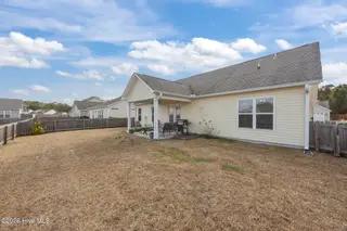 208 Bungalow Drive, New Bern, NC 28562 – photo 13: 9-web-or-mls-0C0A3711