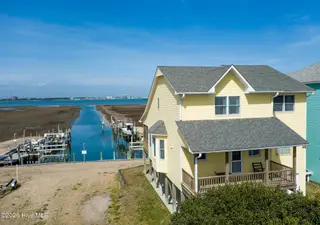 1711 E Fort Macon Road, Atlantic Beach, NC 28512 – photo 1: On Canal