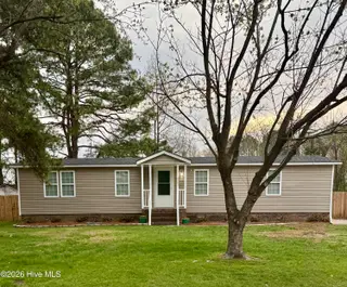 4905 Hunting Ridge Road NW, Wilson, NC 27896 — 3-bedroom manufactured home in Windemere, Wilson, NC, photo 1 of 16: Front of Home